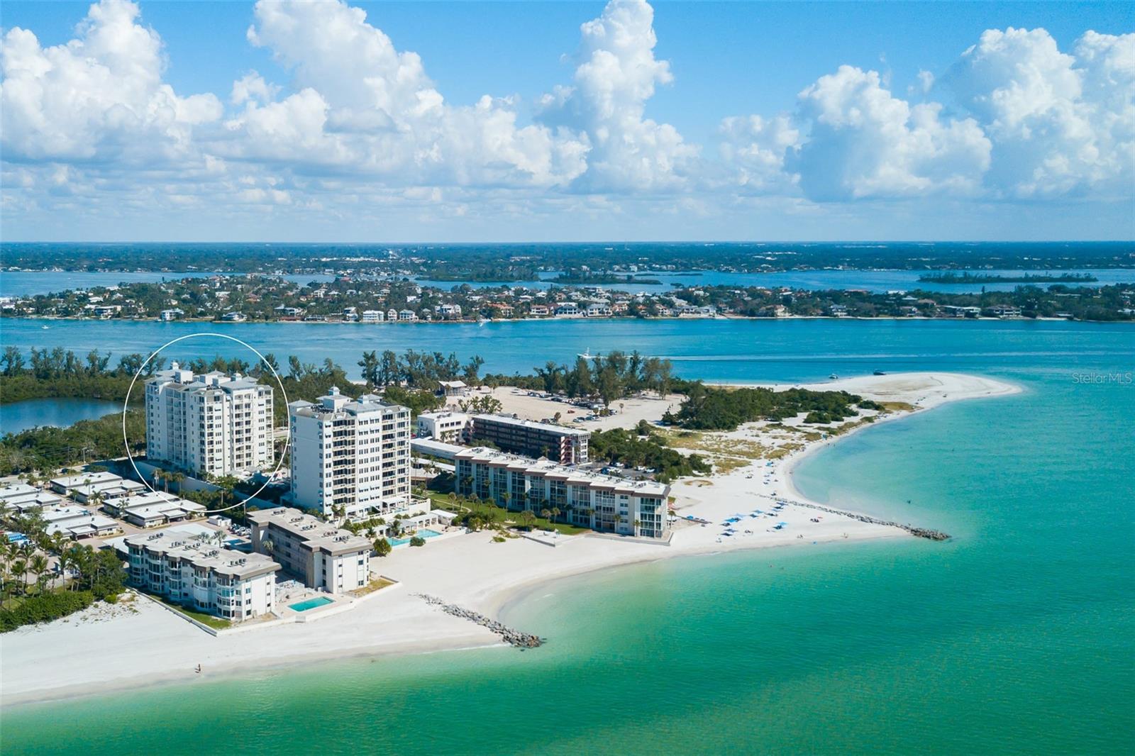 ORCHID BEACH CLUB RESIDENCES - Residential