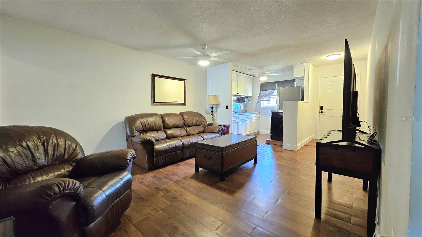 1301 S HERCULES AVE 3