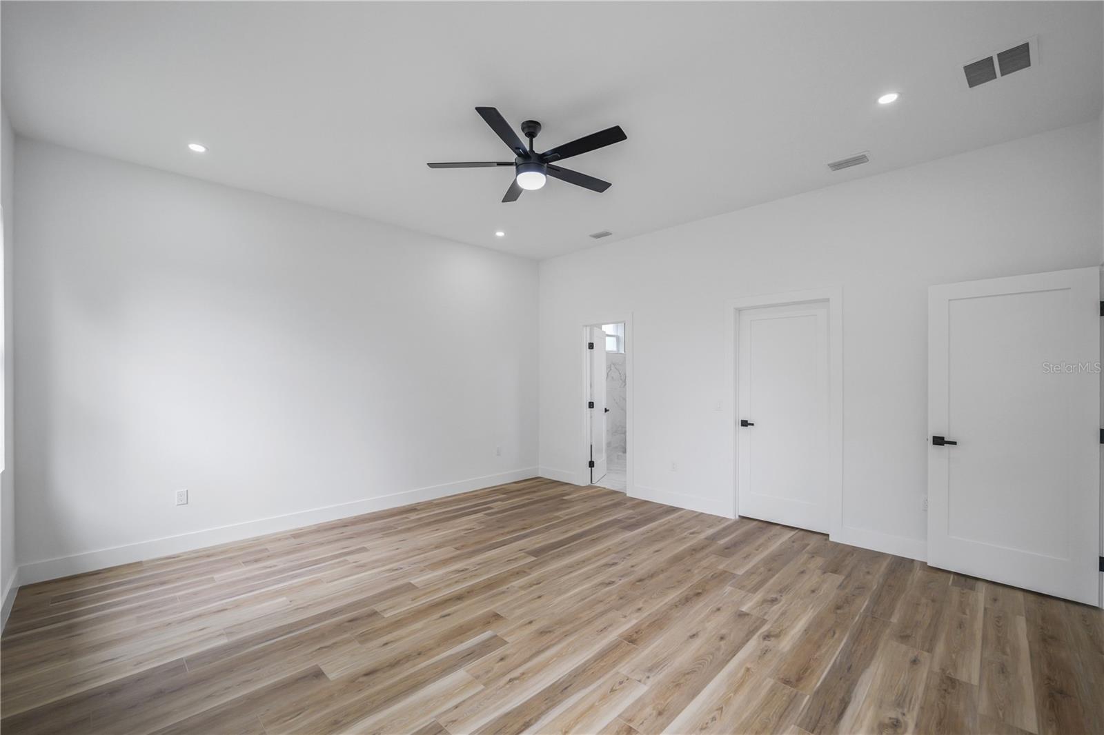 SEA PINES - Residential
