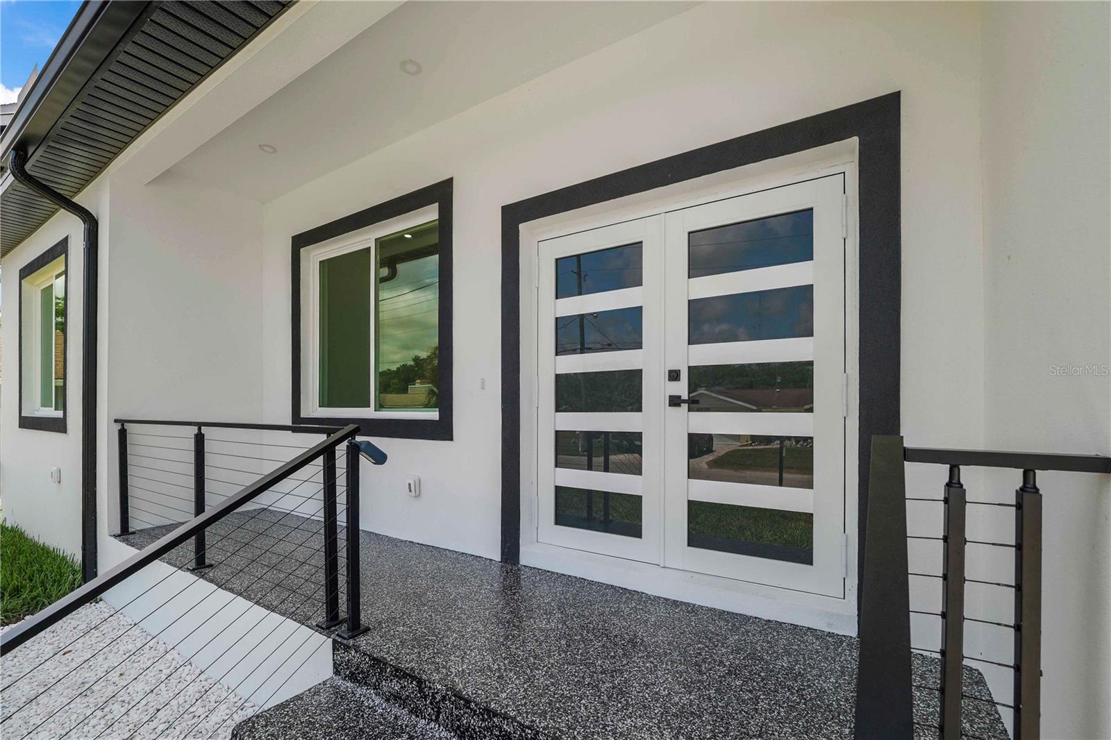 8526 INDIES DRIVE