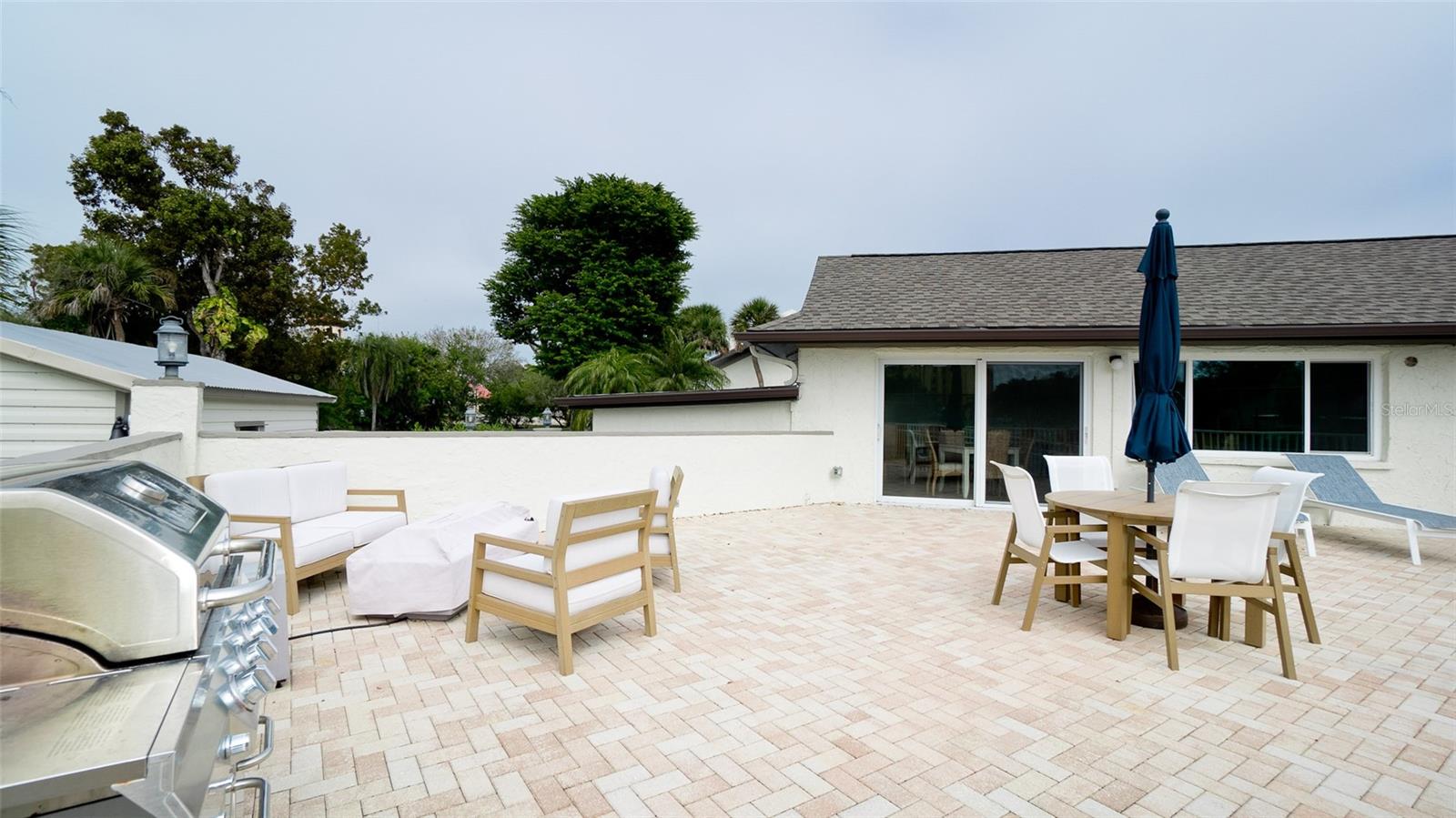 PELICAN HARBOUR & BEACH CLUB - Residential