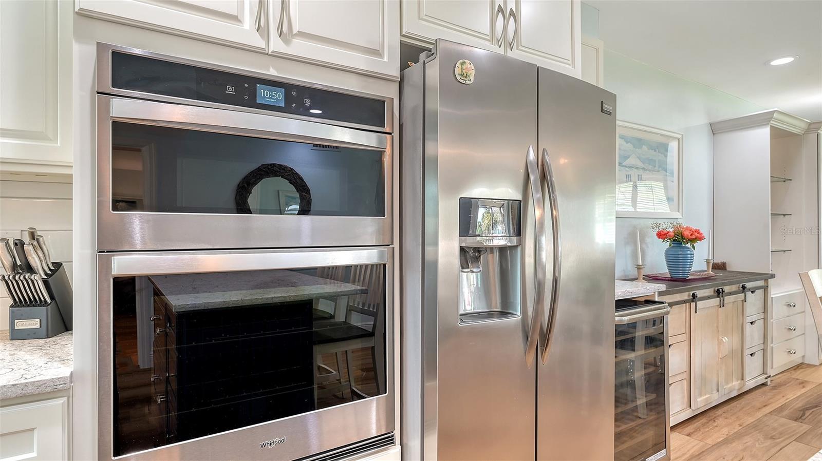 PELICAN HARBOUR & BEACH CLUB - Residential