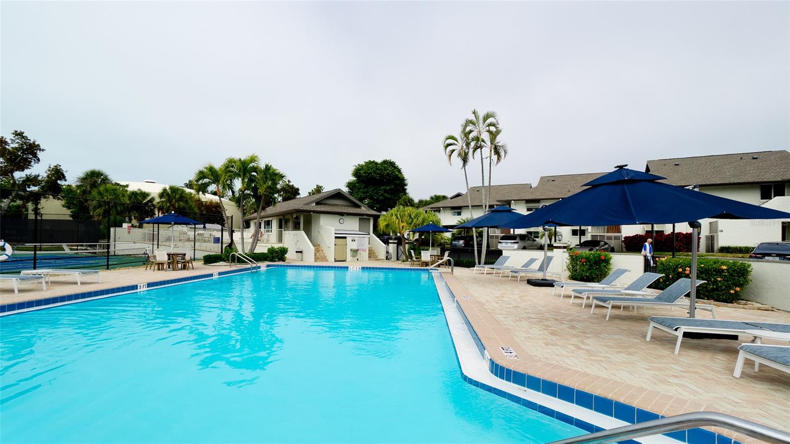 PELICAN HARBOUR & BEACH CLUB - Residential