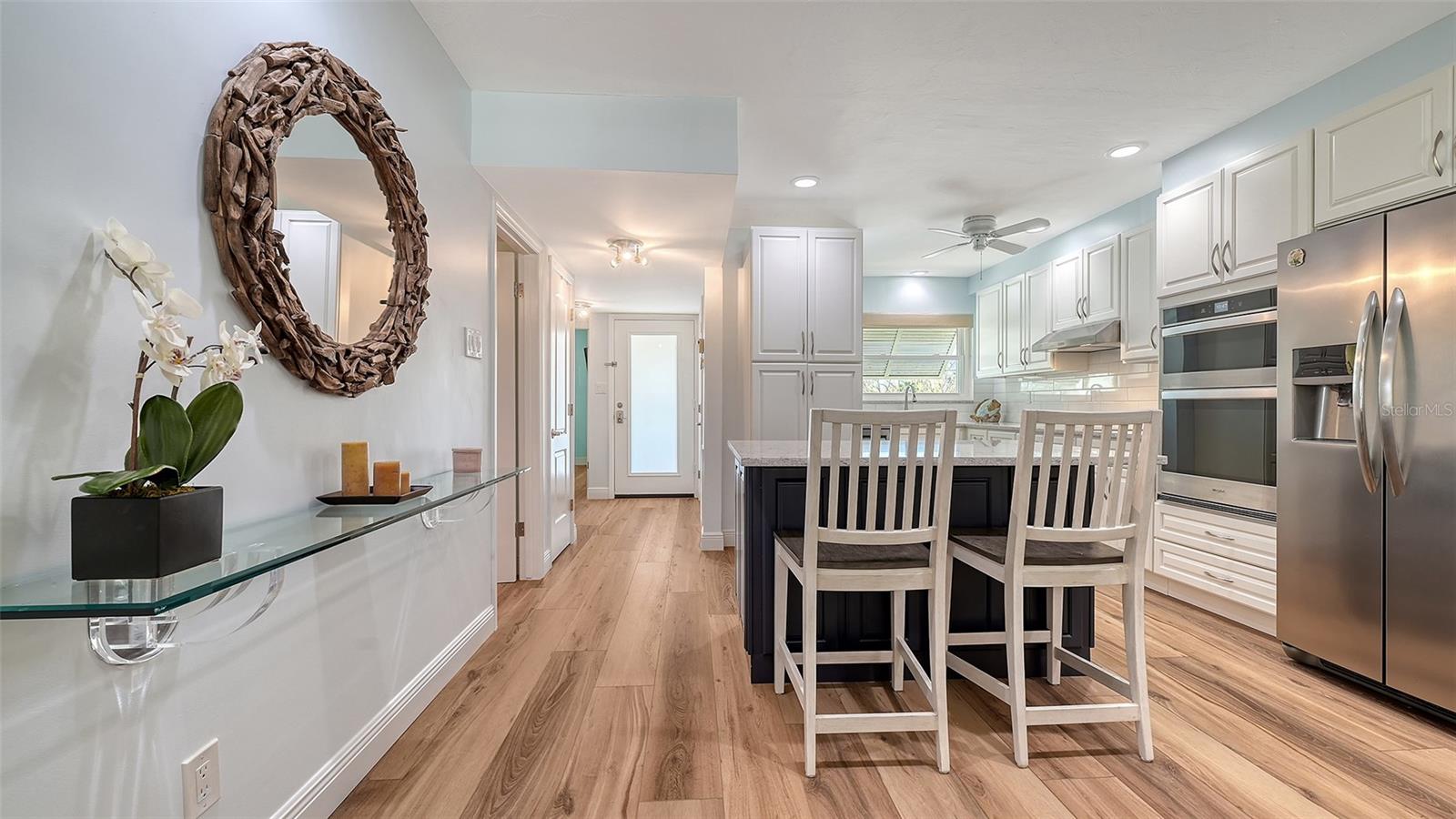 PELICAN HARBOUR & BEACH CLUB - Residential