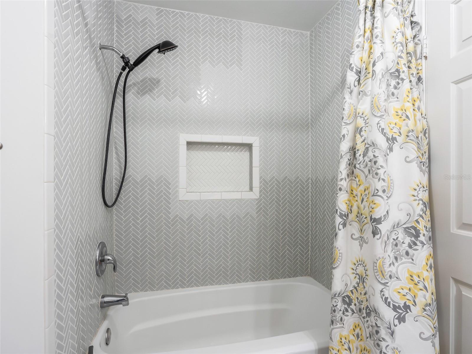 MEADOW WOOD FARMS UN 01 - Residential