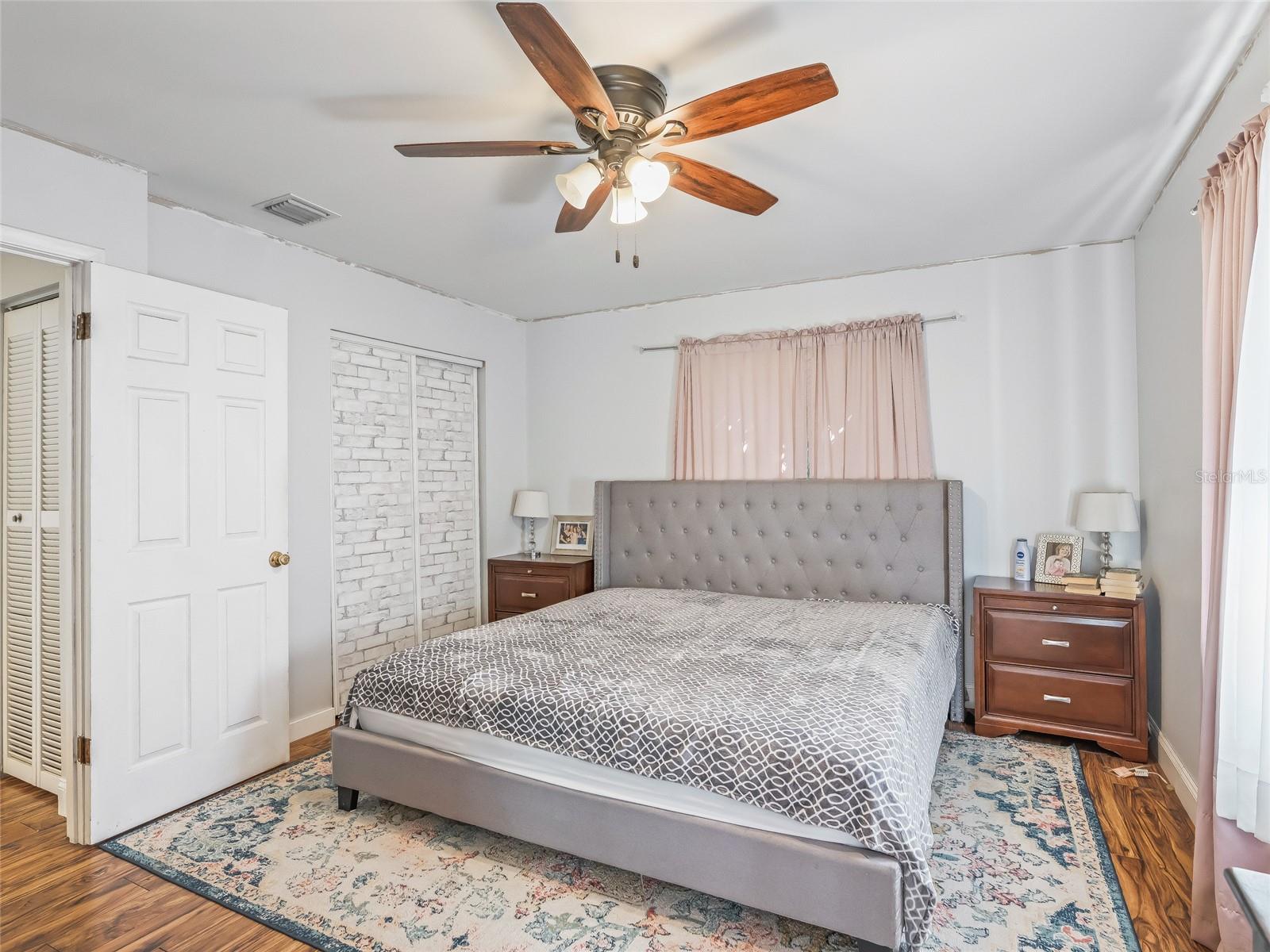 MEADOW WOOD FARMS UN 01 - Residential