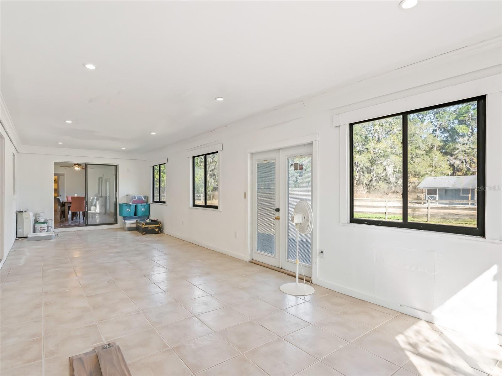 MEADOW WOOD FARMS UN 01 - Residential