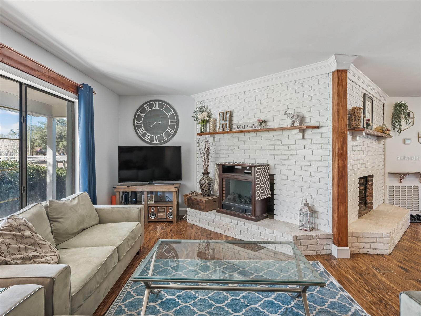 MEADOW WOOD FARMS UN 01 - Residential