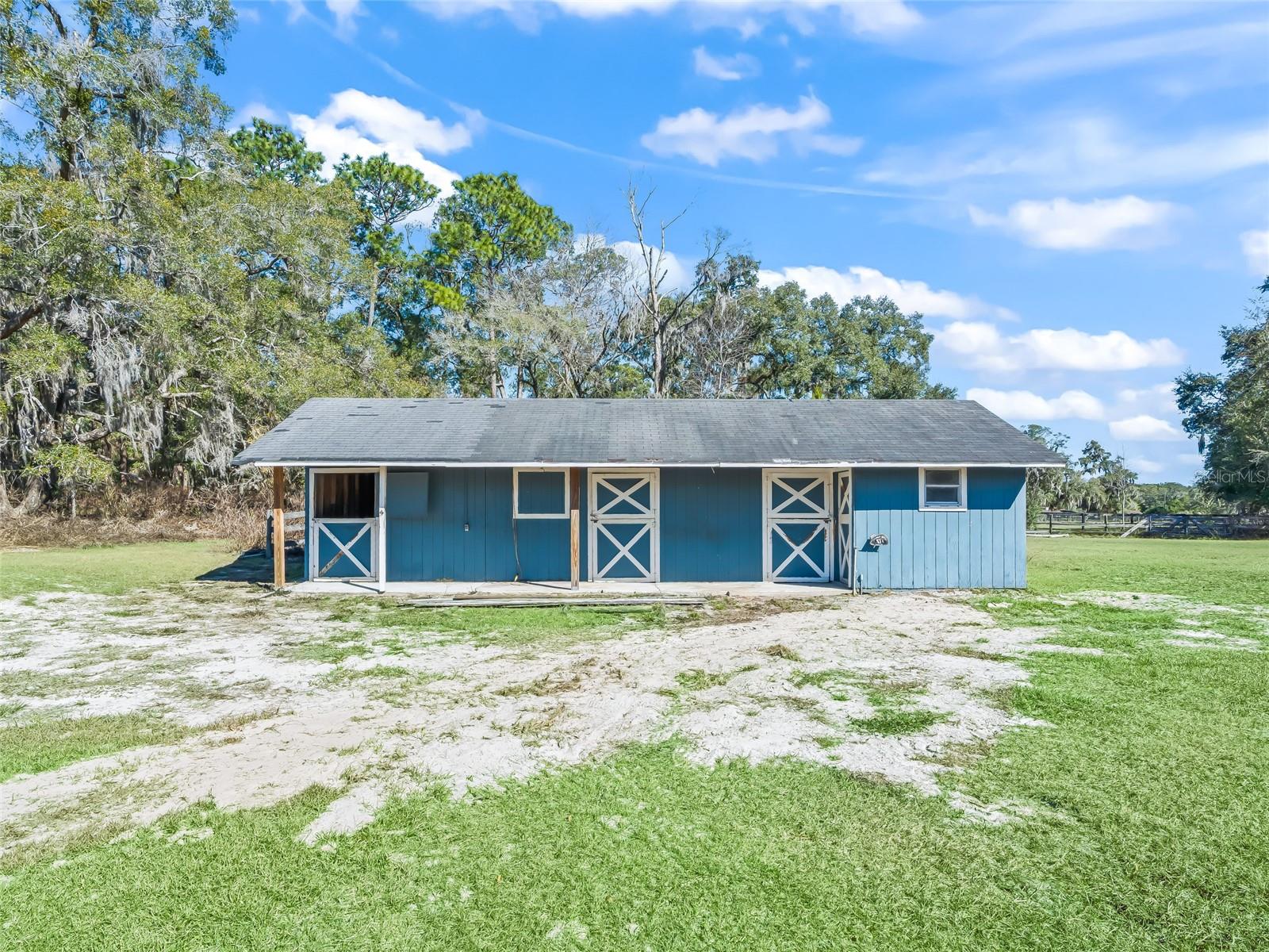 MEADOW WOOD FARMS UN 01 - Residential