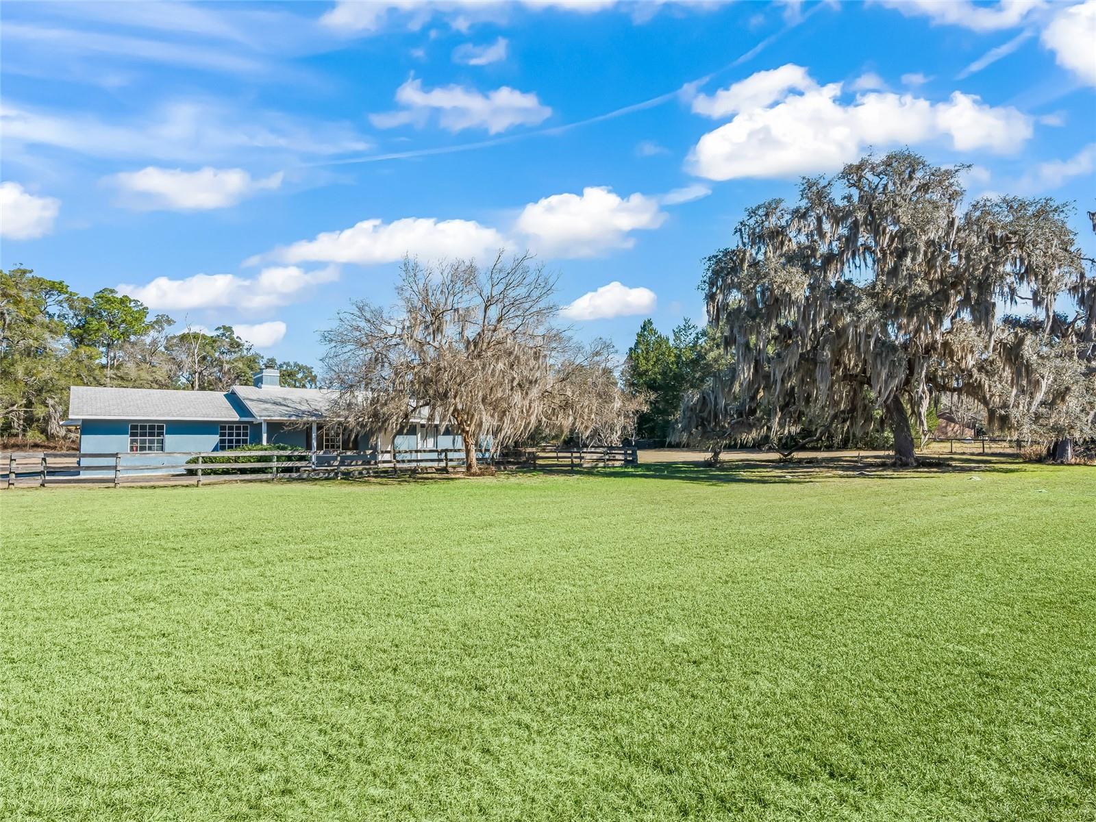 MEADOW WOOD FARMS UN 01 - Residential