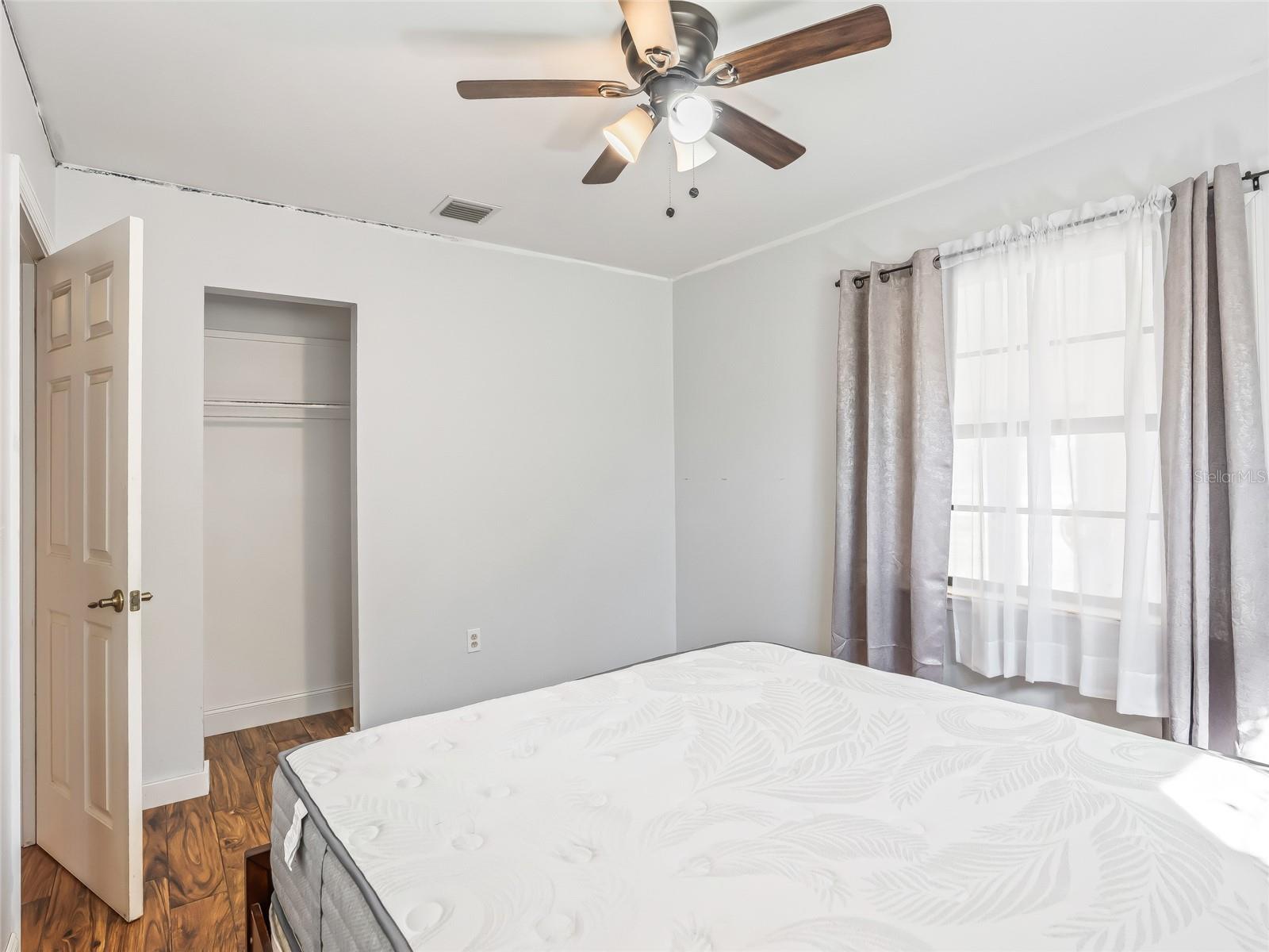 MEADOW WOOD FARMS UN 01 - Residential