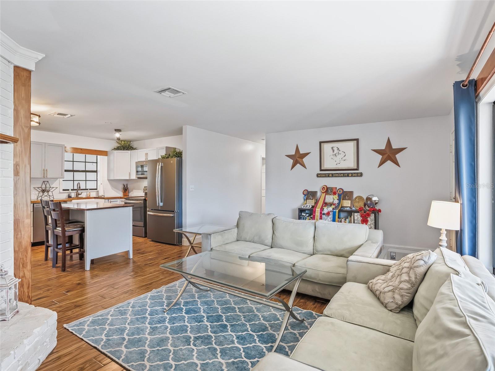 MEADOW WOOD FARMS UN 01 - Residential