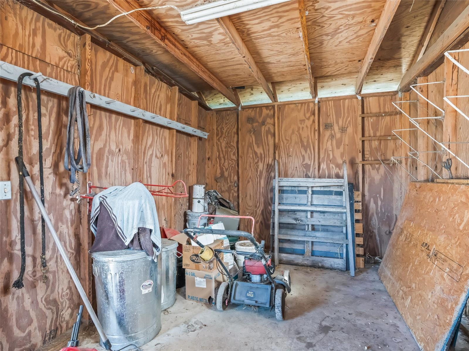 MEADOW WOOD FARMS UN 01 - Residential