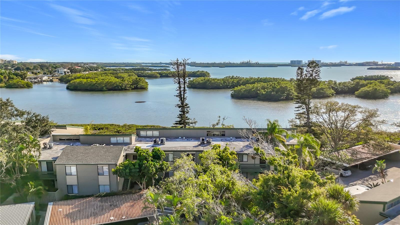 1510 PELICAN POINT DRIVE BA269