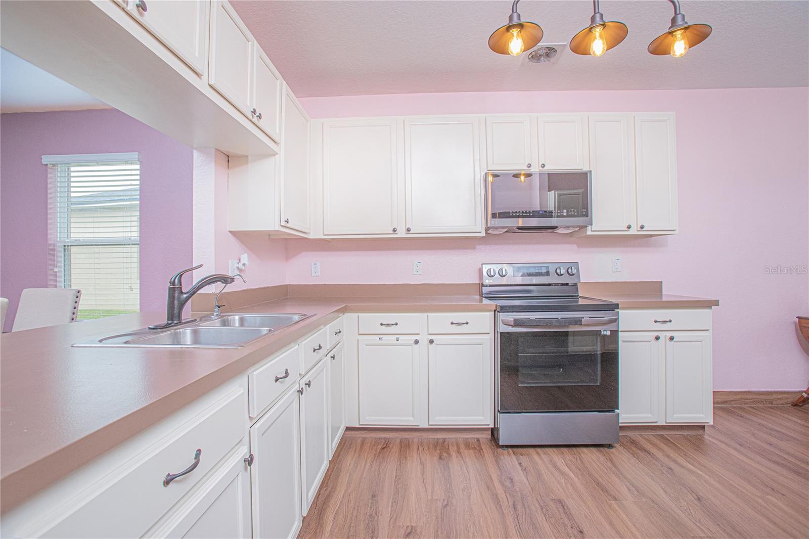 3643 JULIUS ESTATES BOULEVARD
