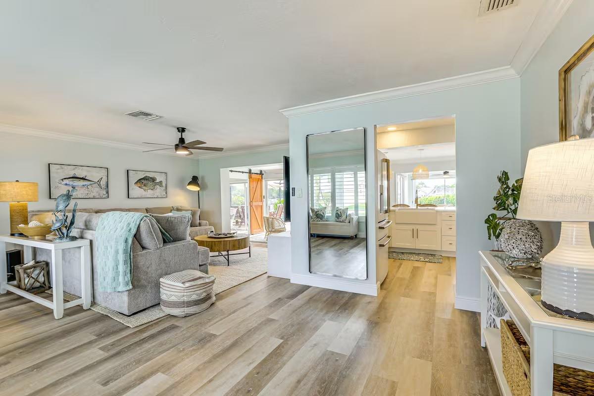 924 ARLINGTON ROAD