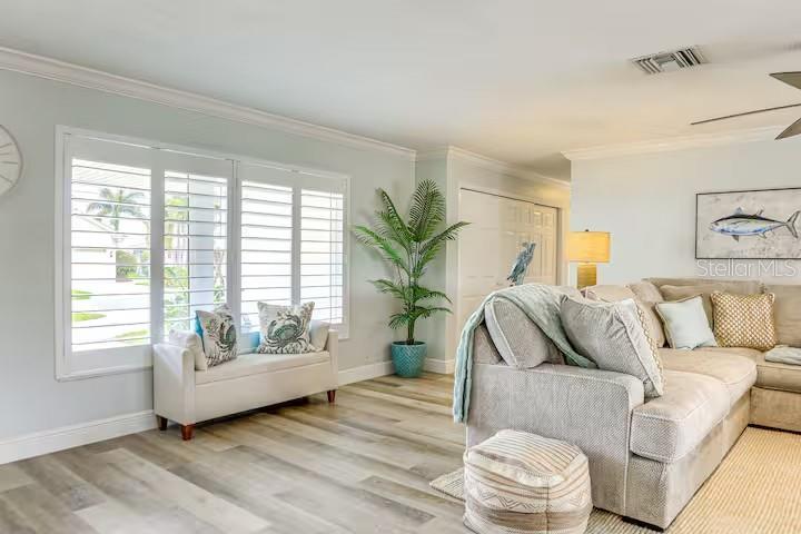 924 ARLINGTON ROAD