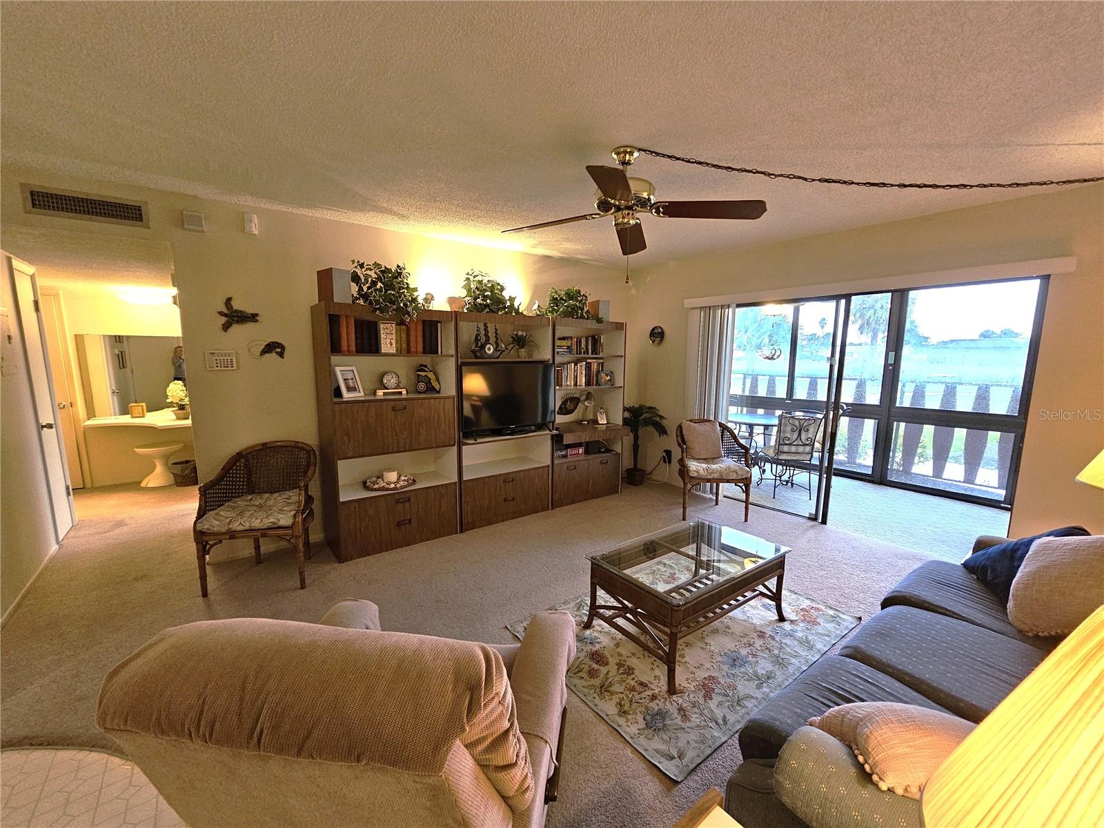 RIVERHOUSE - Residential Lease