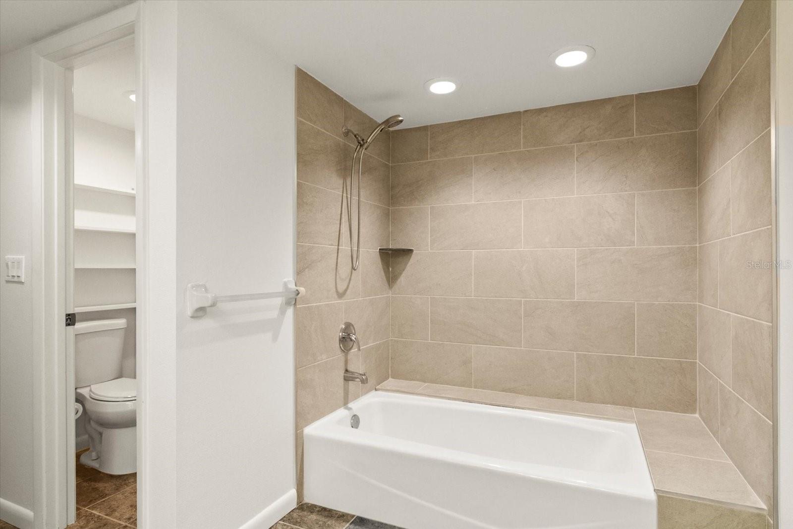 CENTRAL PARK - Residential