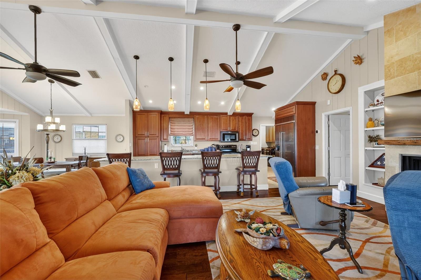 ACREAGE & UNREC - Residential