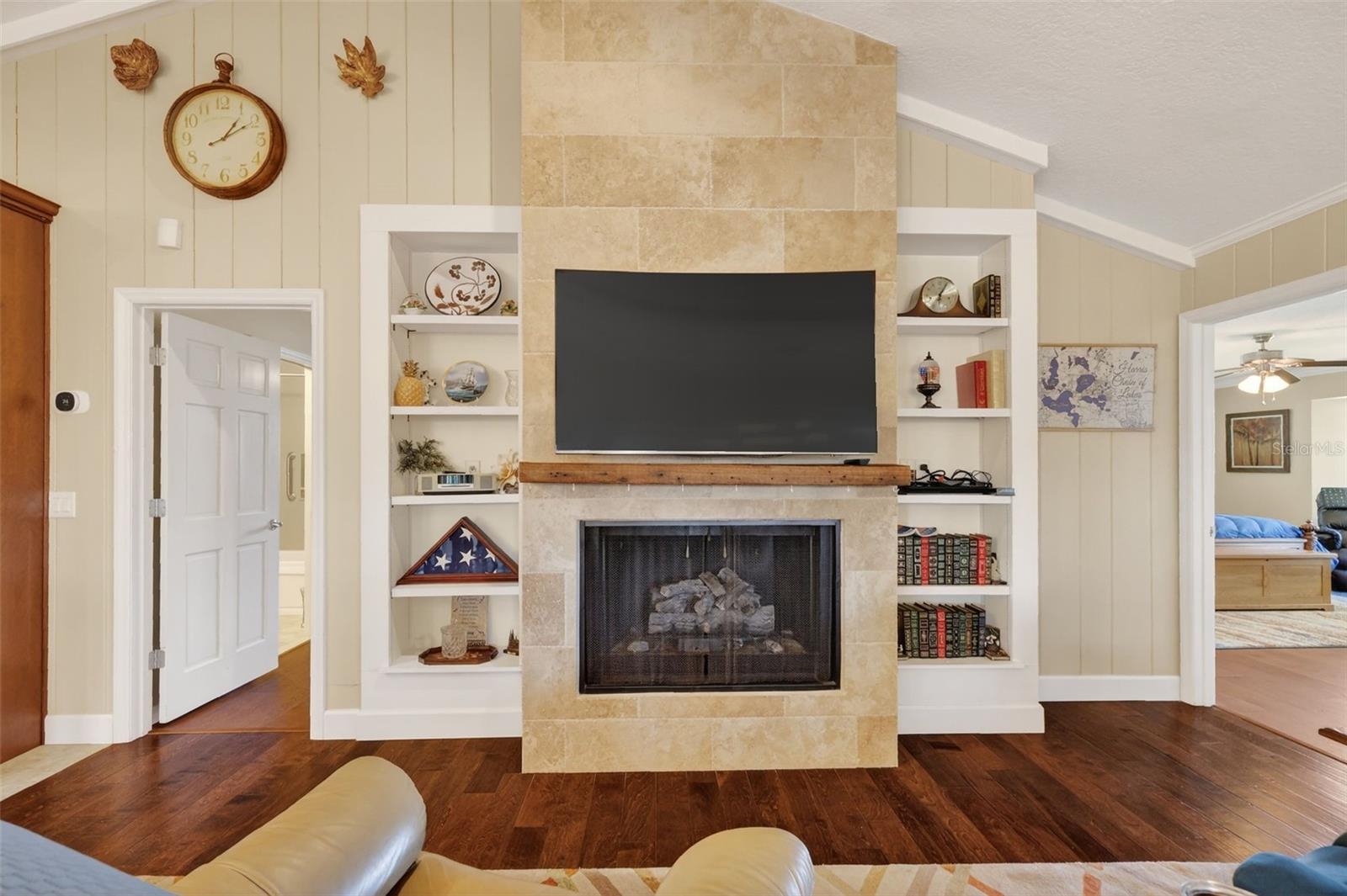 ACREAGE & UNREC - Residential