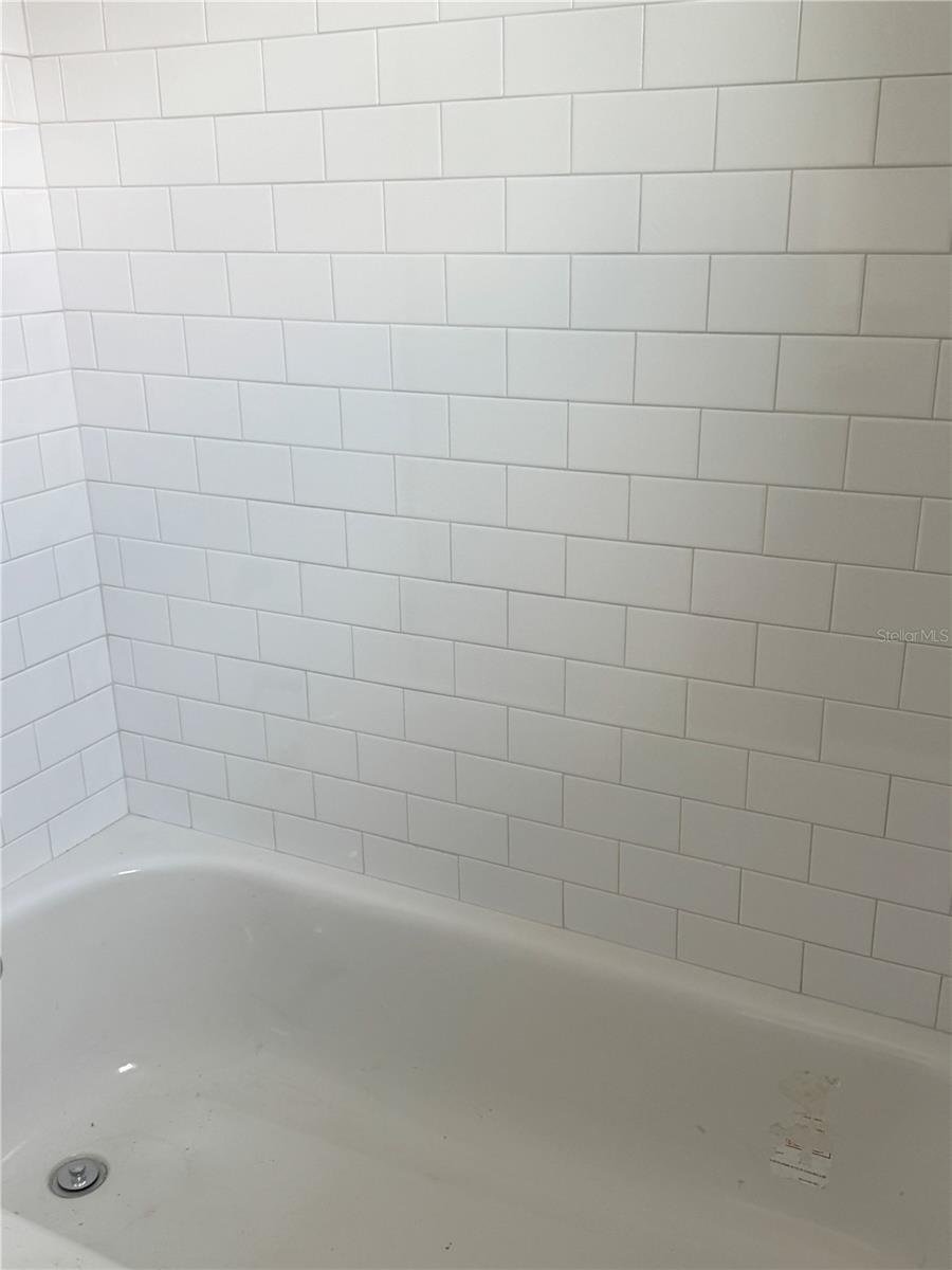 629 W 9TH