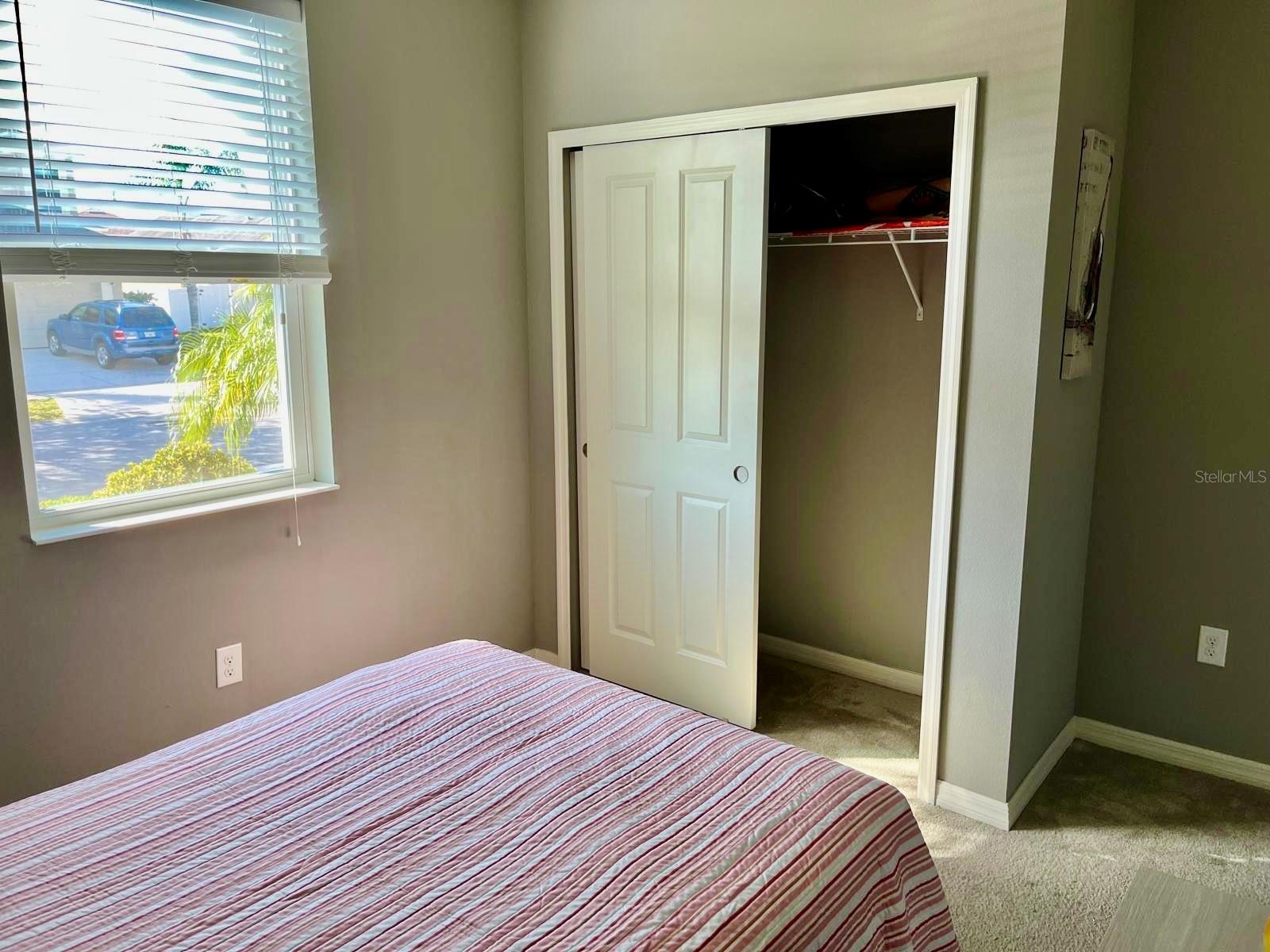 SHINGLE CRK RESERVE/OAKS - Residential