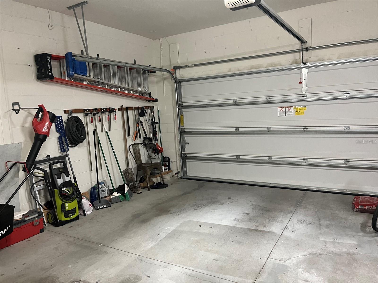 SHINGLE CRK RESERVE/OAKS - Residential