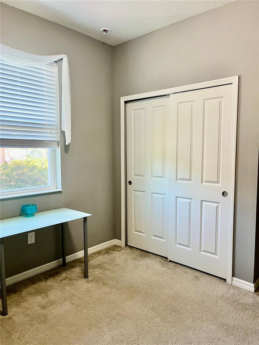 SHINGLE CRK RESERVE/OAKS - Residential