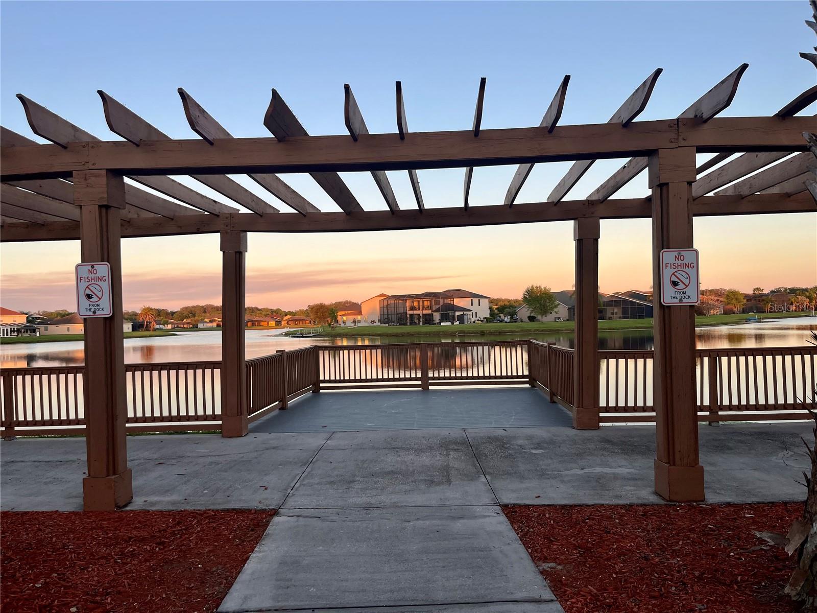 SHINGLE CRK RESERVE/OAKS - Residential