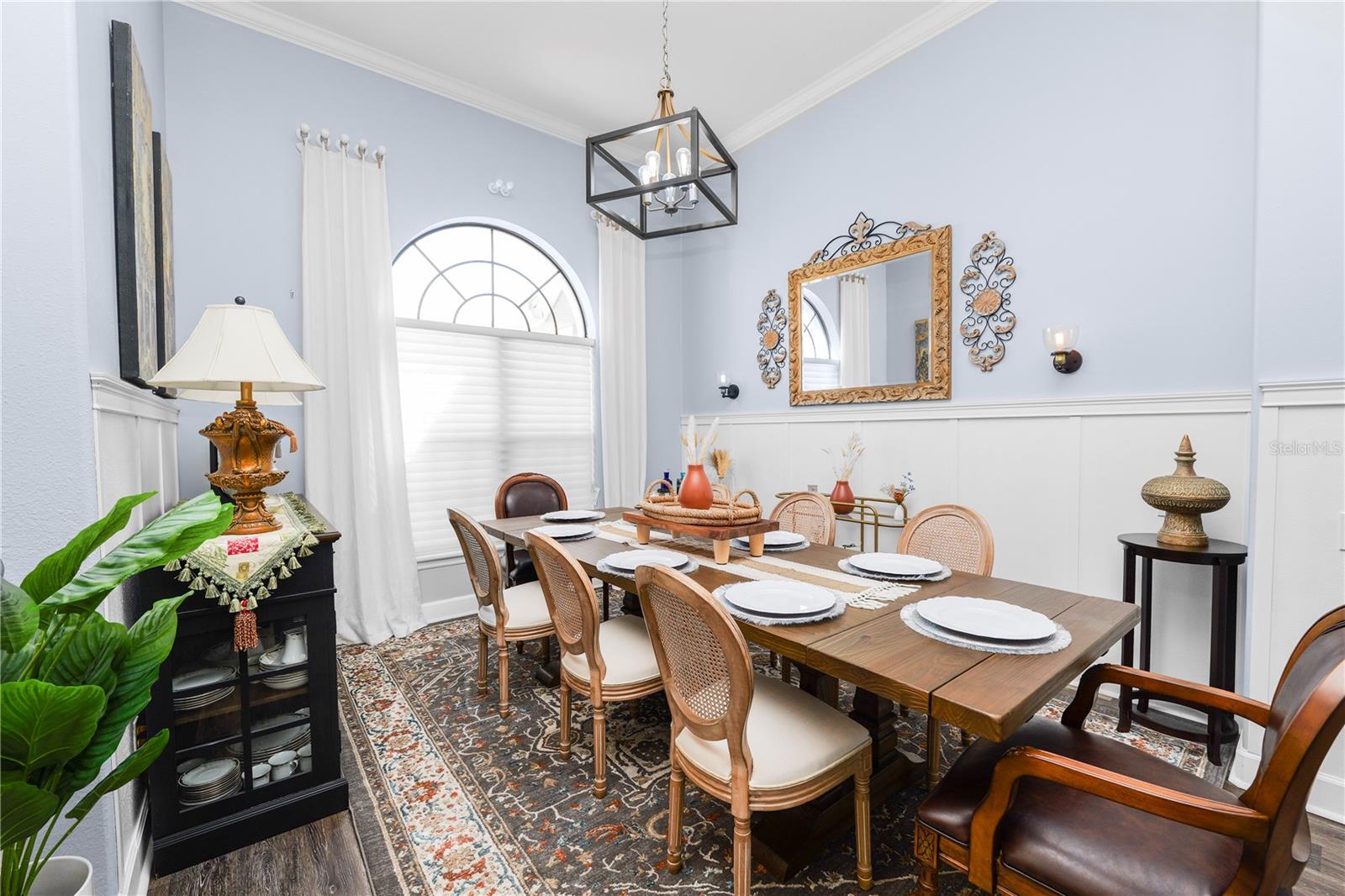 VISTA HILLS - Residential