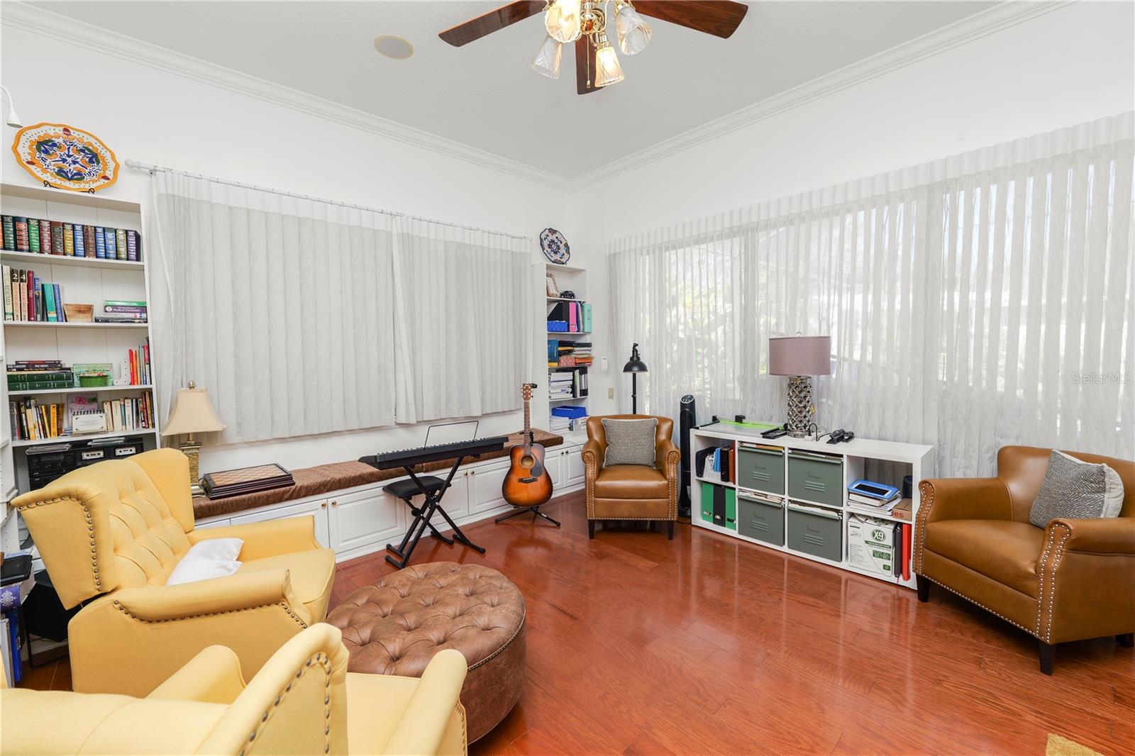 VISTA HILLS - Residential