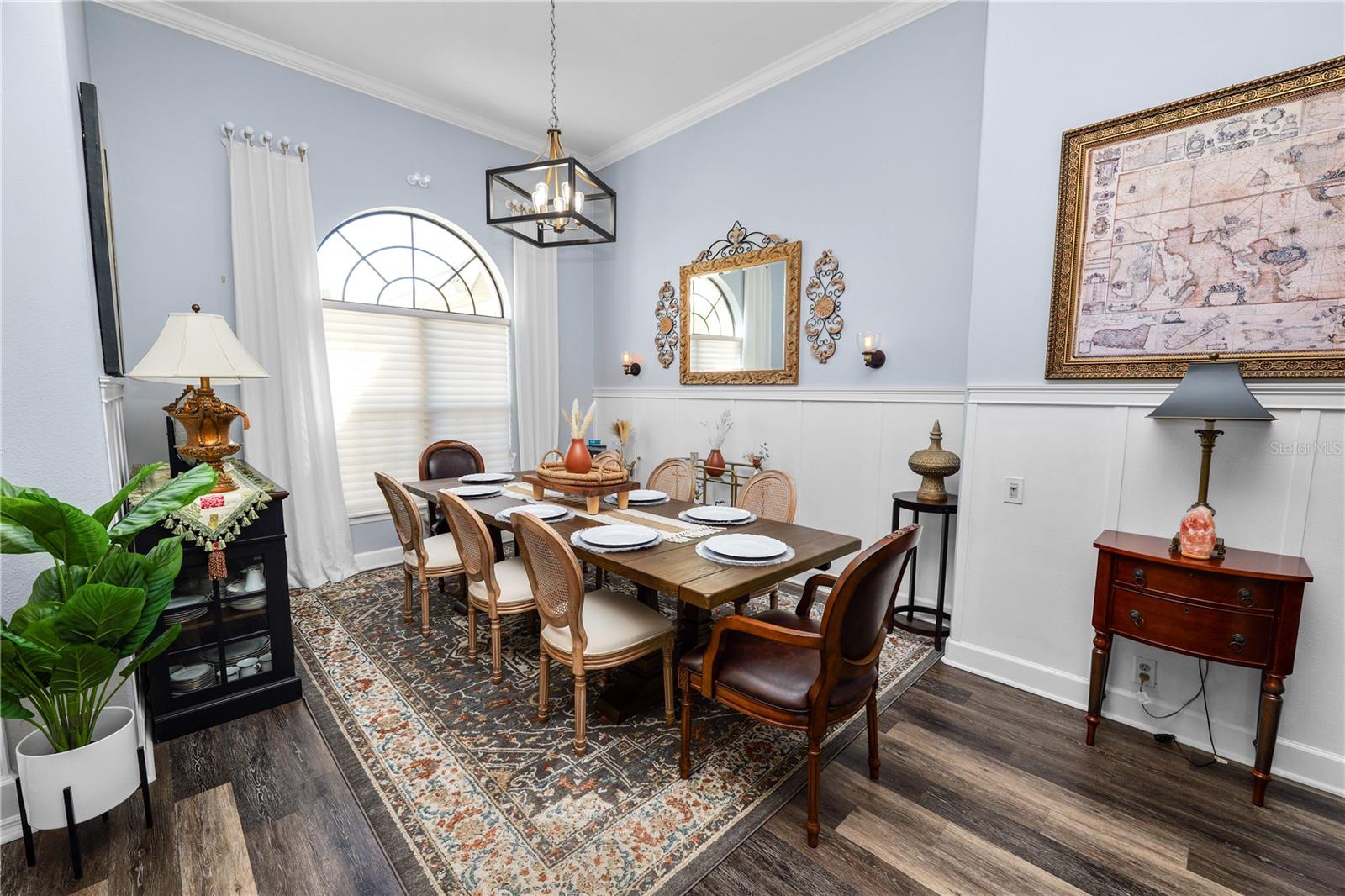 VISTA HILLS - Residential