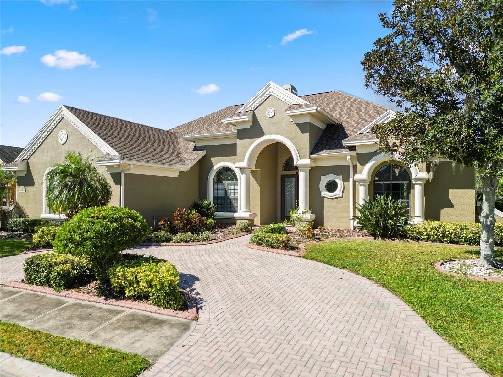 VISTA HILLS - Residential