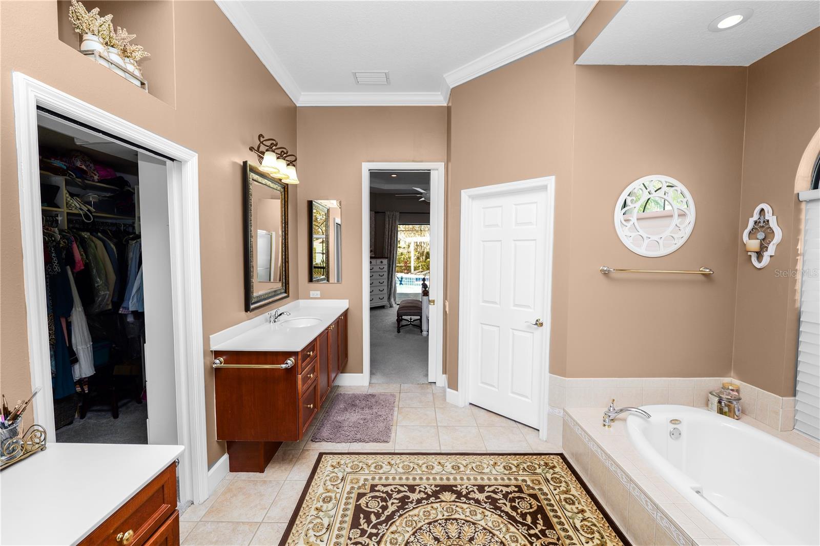 VISTA HILLS - Residential