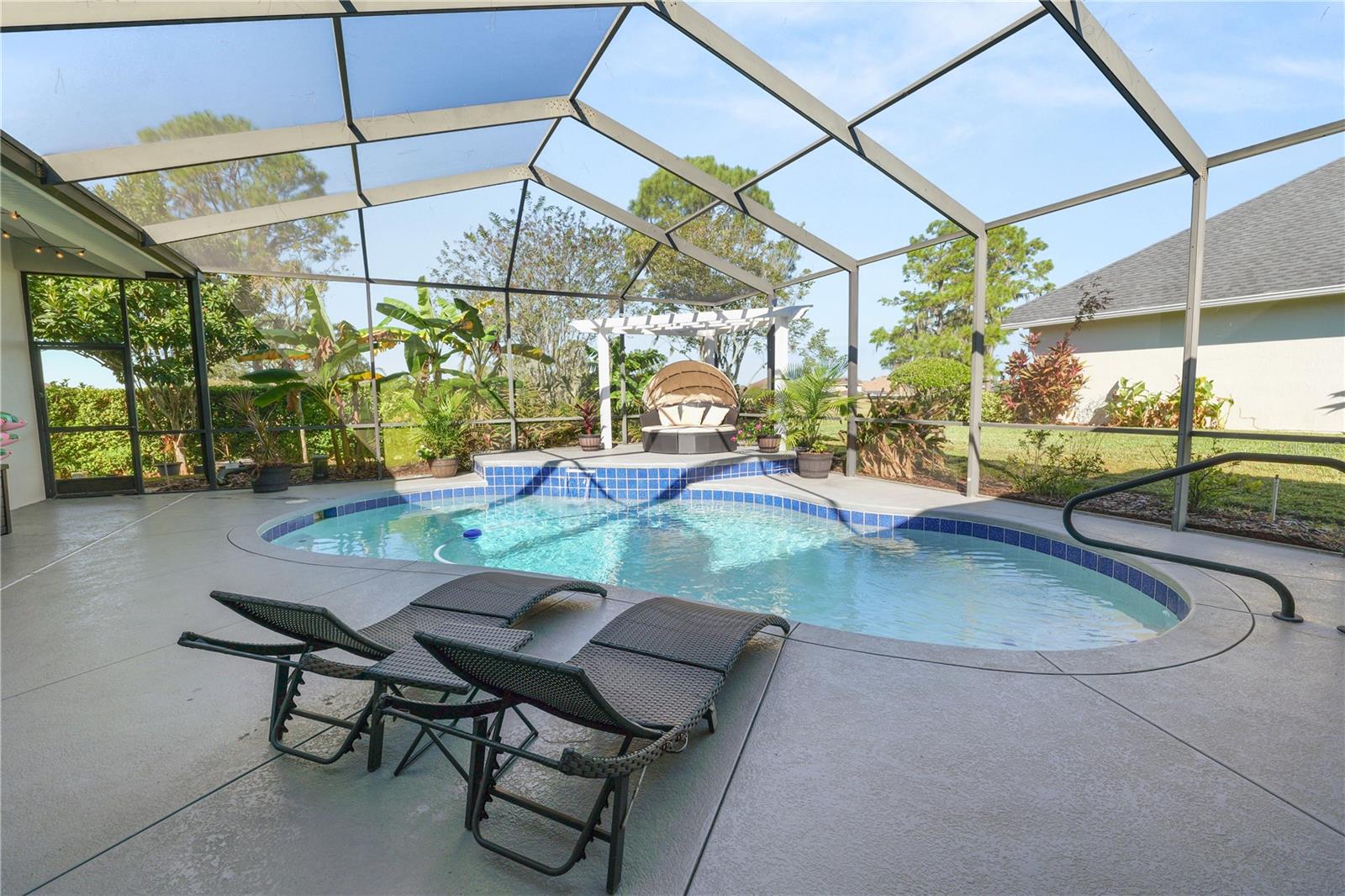 VISTA HILLS - Residential