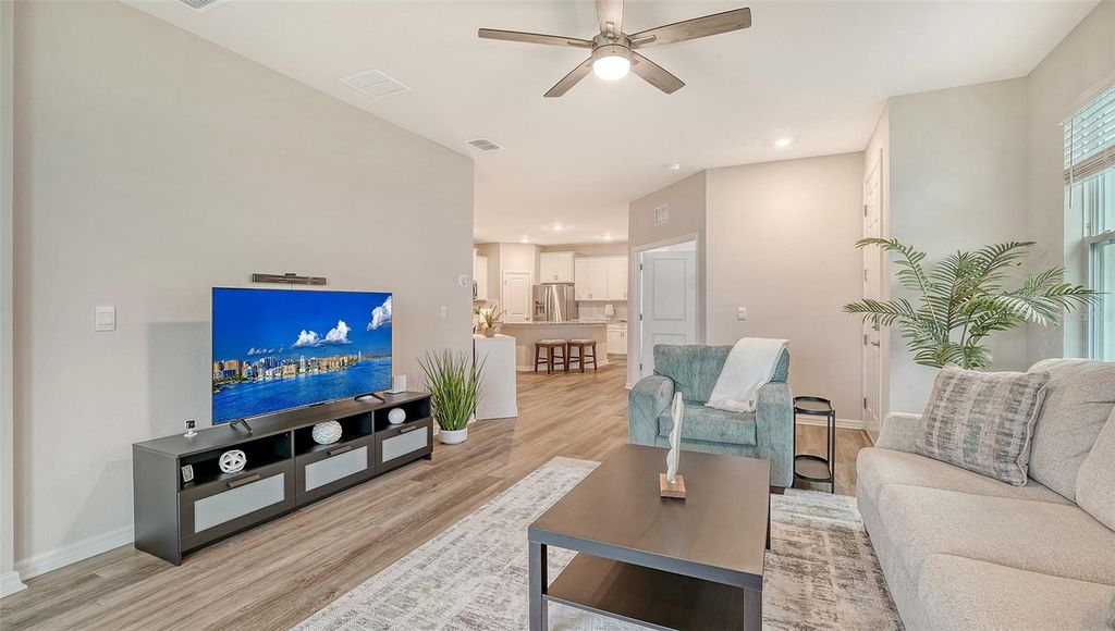 Lakewood Ranch FL Homes 300k to 400k 13 Photo of 18324 Cropside Trail, Lakewood Ranch, FL 34211 (MLS # A4655008)