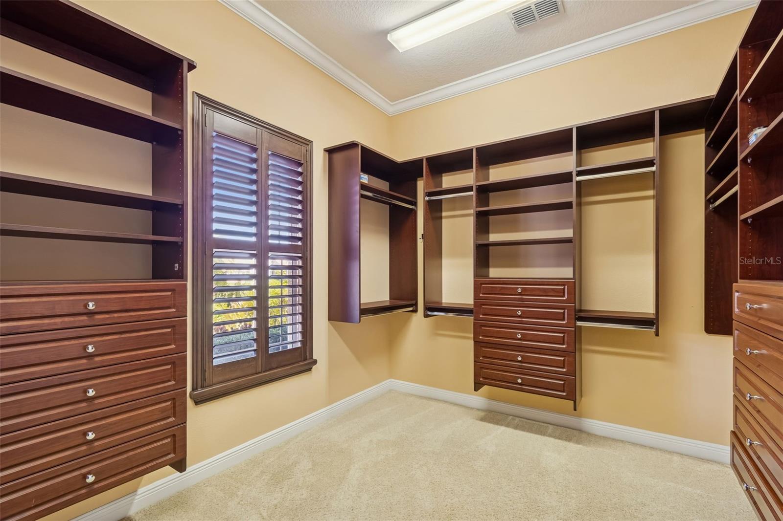 GRAND CYPRESS ON LAKE TARPON - Residential