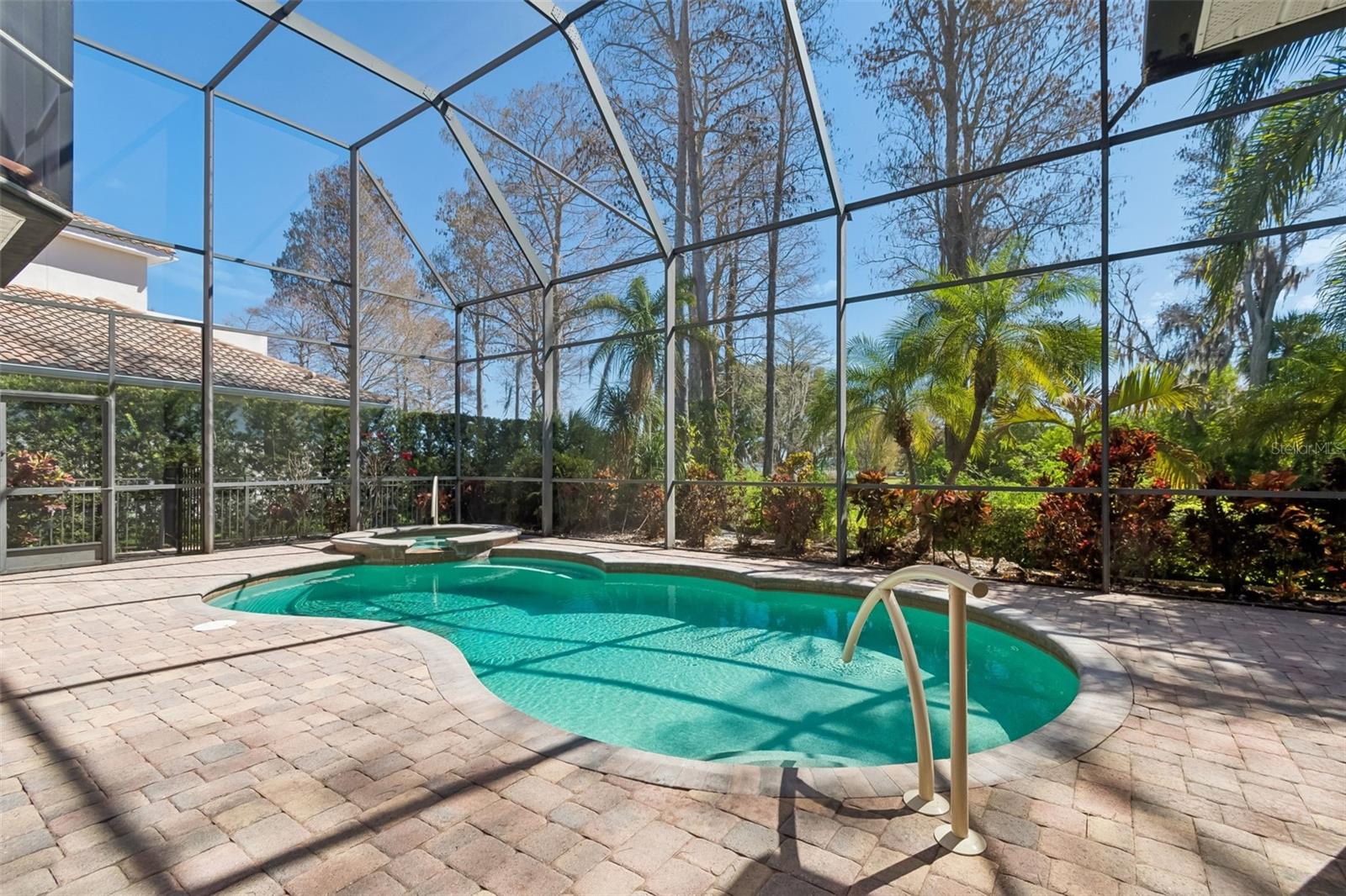 GRAND CYPRESS ON LAKE TARPON - Residential