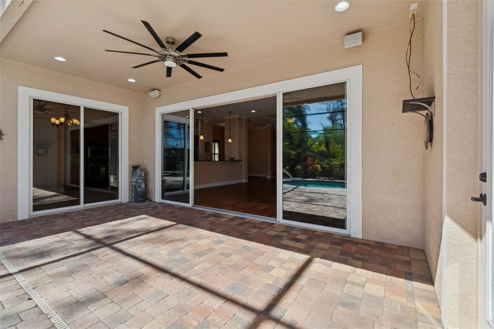 GRAND CYPRESS ON LAKE TARPON - Residential