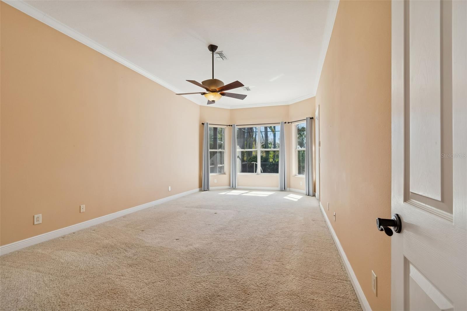 GRAND CYPRESS ON LAKE TARPON - Residential