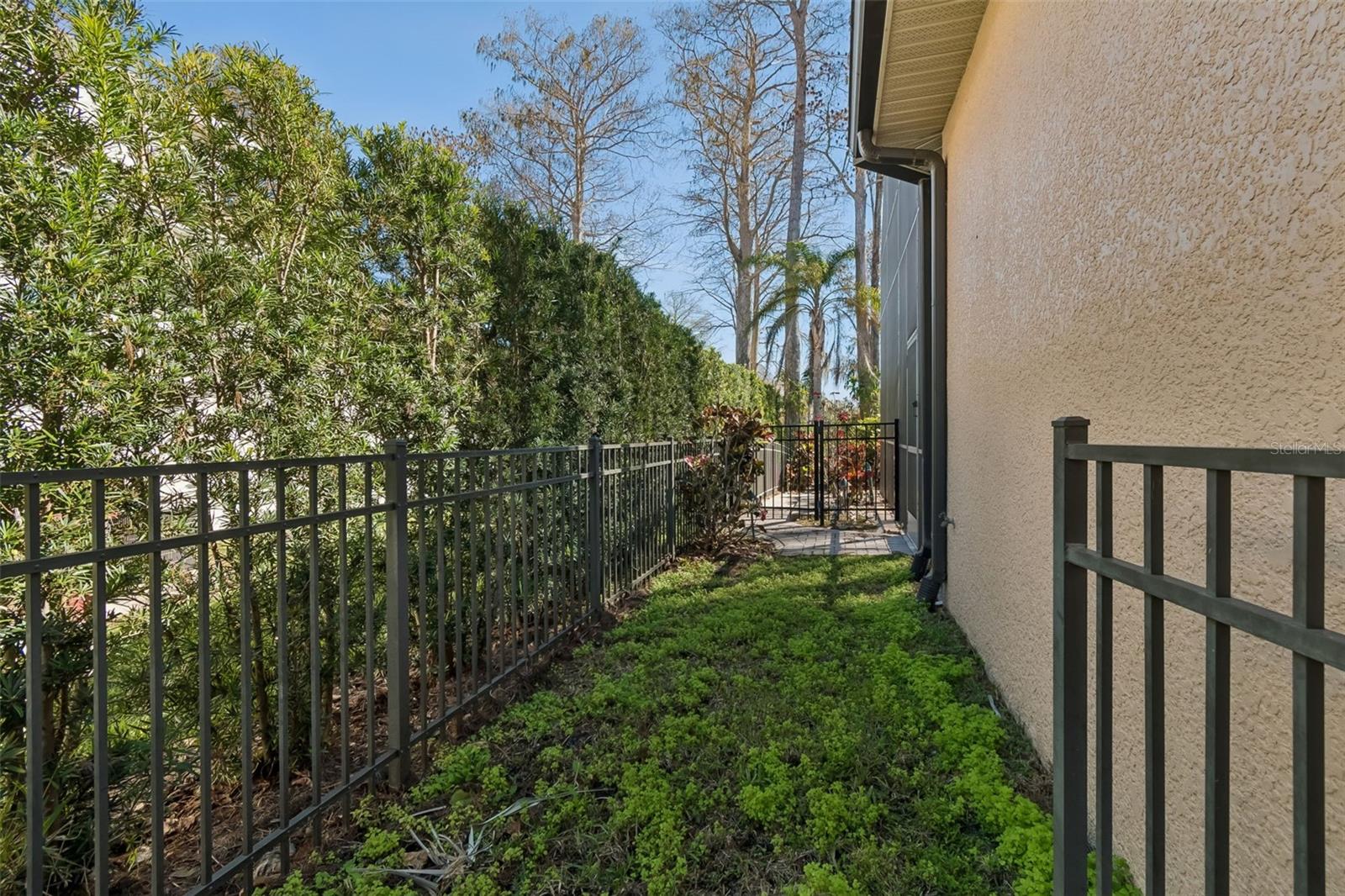 GRAND CYPRESS ON LAKE TARPON - Residential