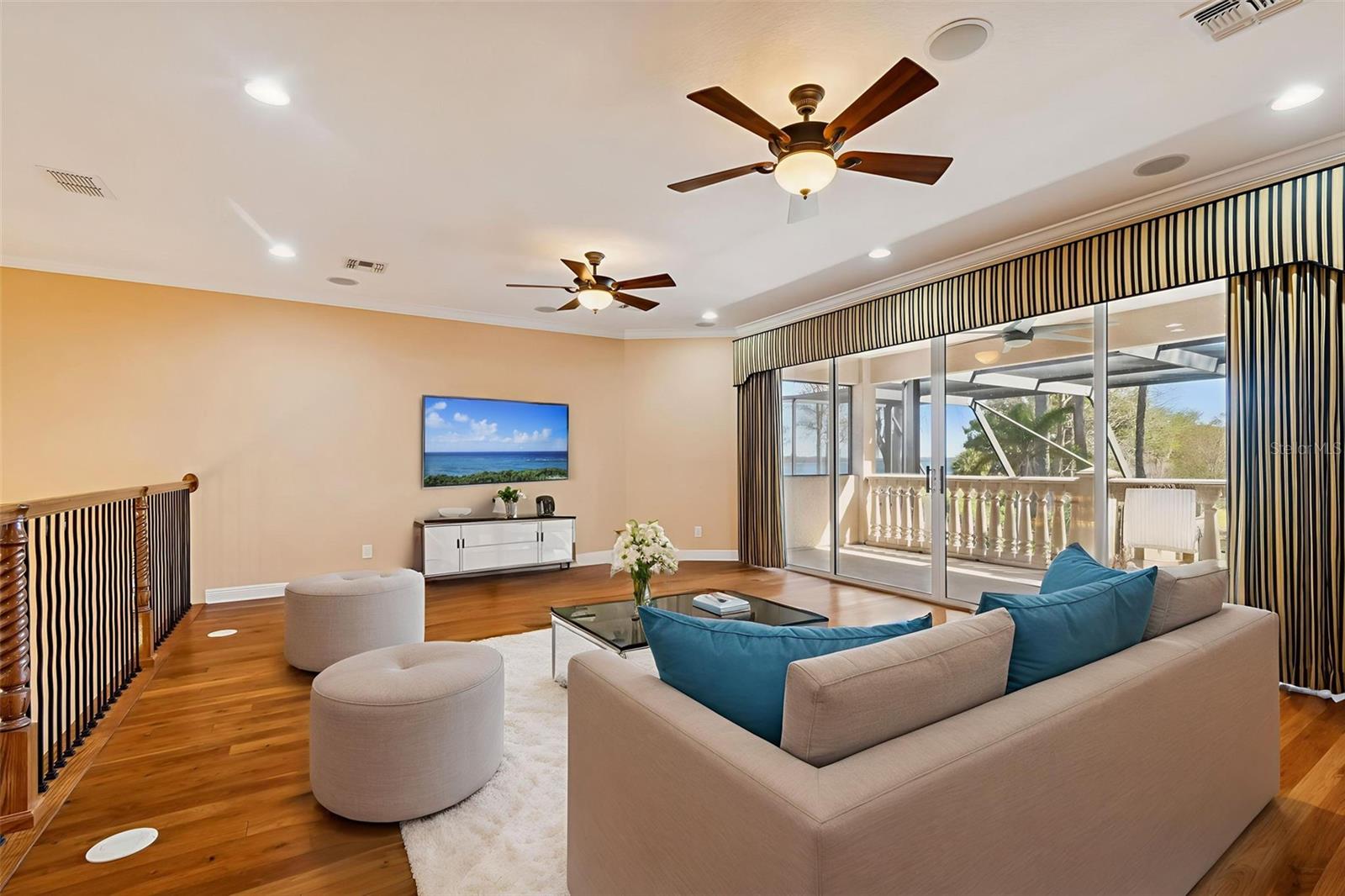 GRAND CYPRESS ON LAKE TARPON - Residential