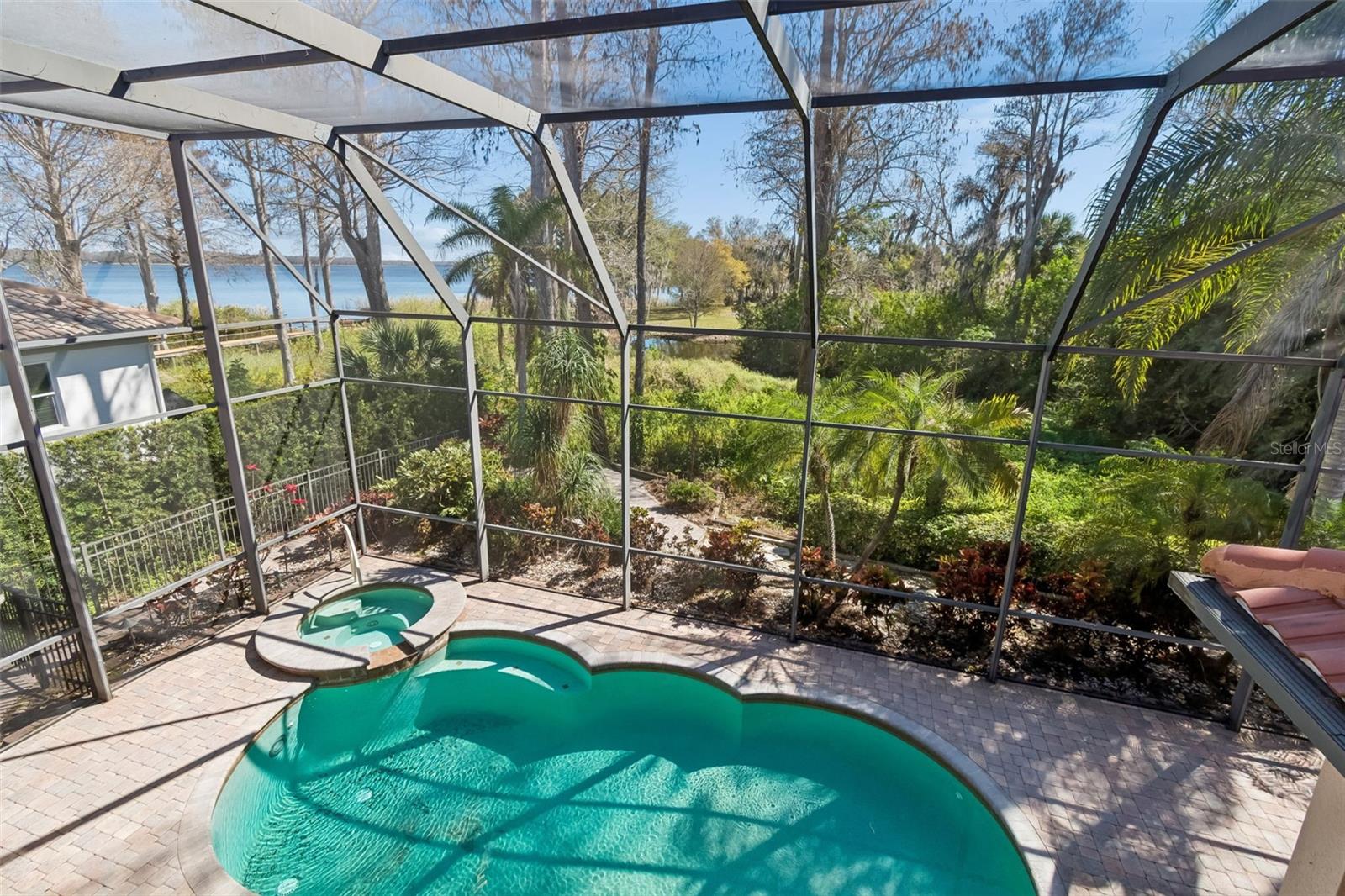 GRAND CYPRESS ON LAKE TARPON - Residential