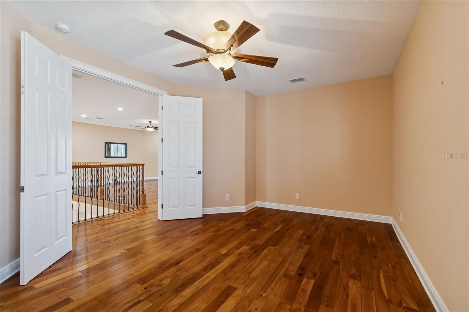 GRAND CYPRESS ON LAKE TARPON - Residential