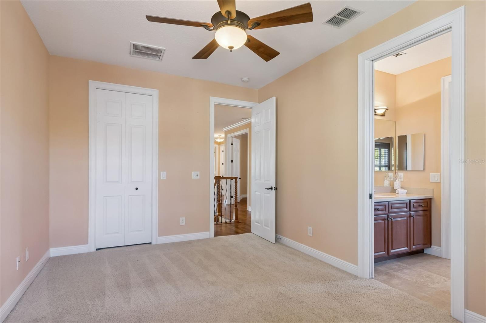 GRAND CYPRESS ON LAKE TARPON - Residential