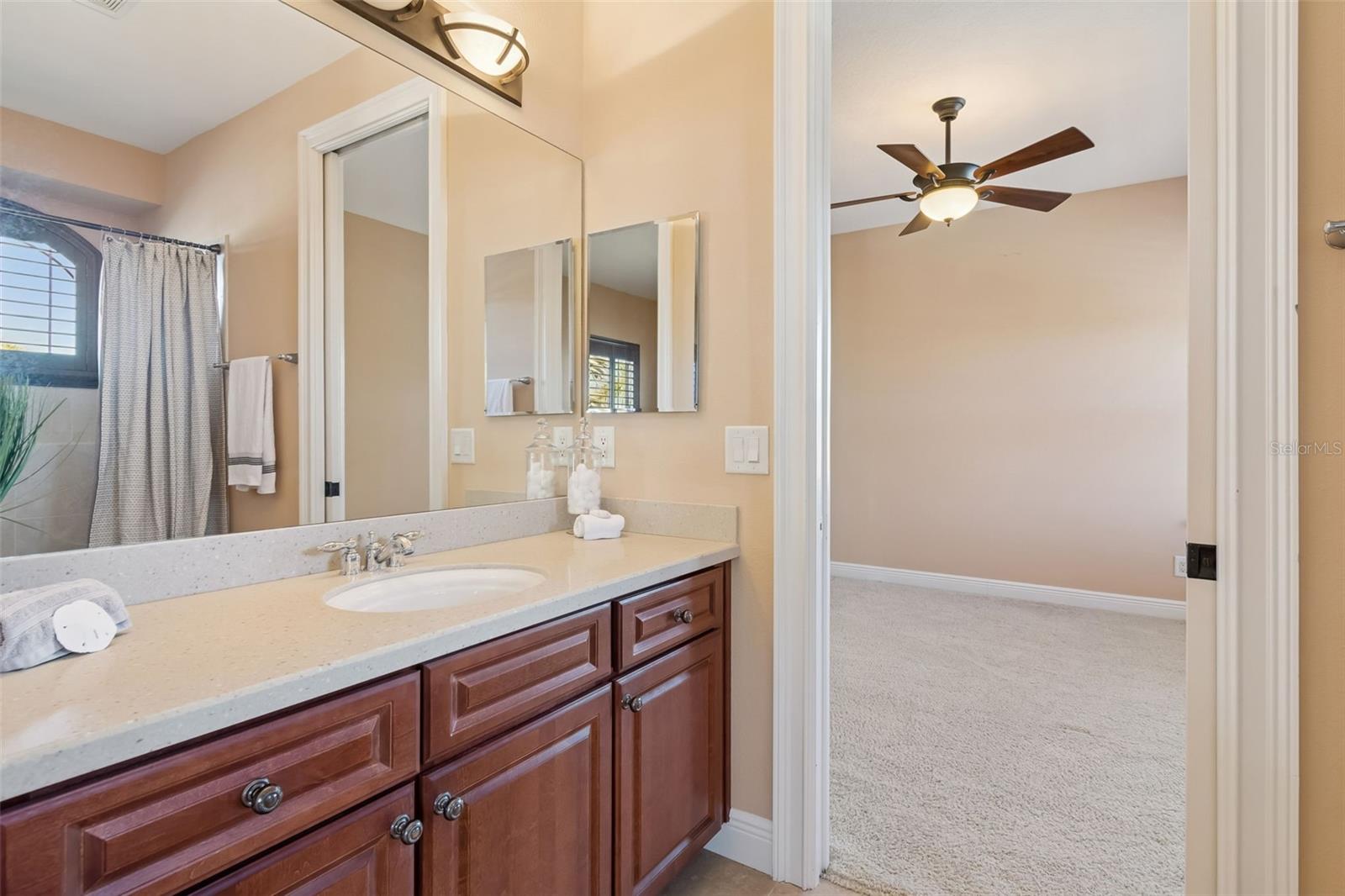 GRAND CYPRESS ON LAKE TARPON - Residential