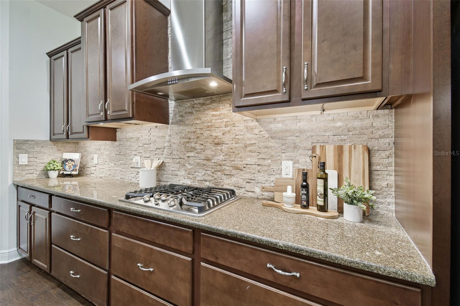 LAKESHORE RANCH PH I - Residential