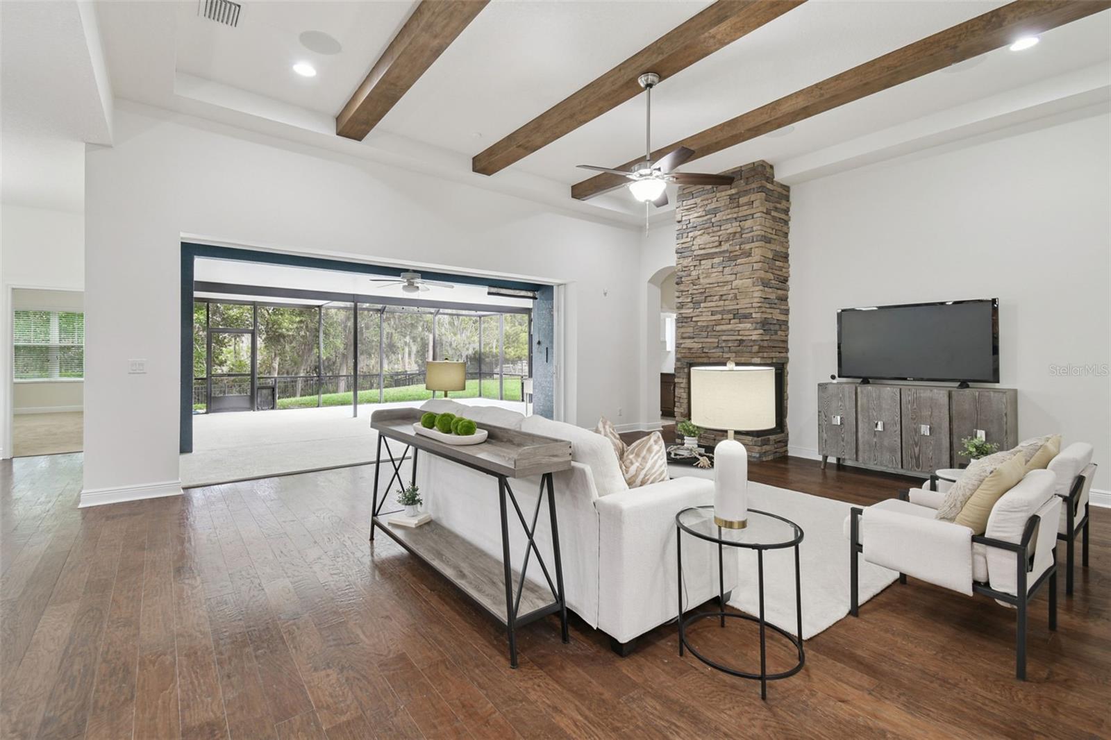 LAKESHORE RANCH PH I - Residential