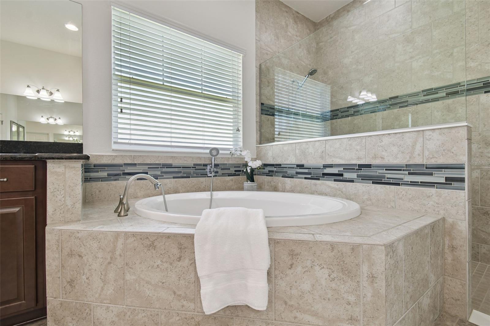 LAKESHORE RANCH PH I - Residential